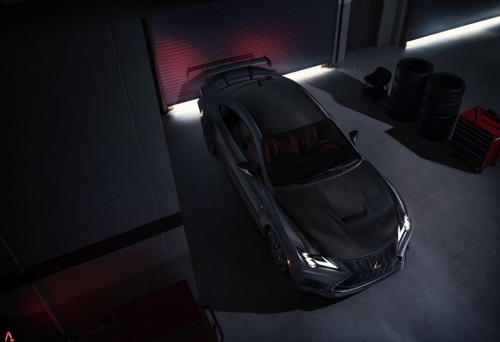 Playboy az év autója Lexus RC F Track Edition
