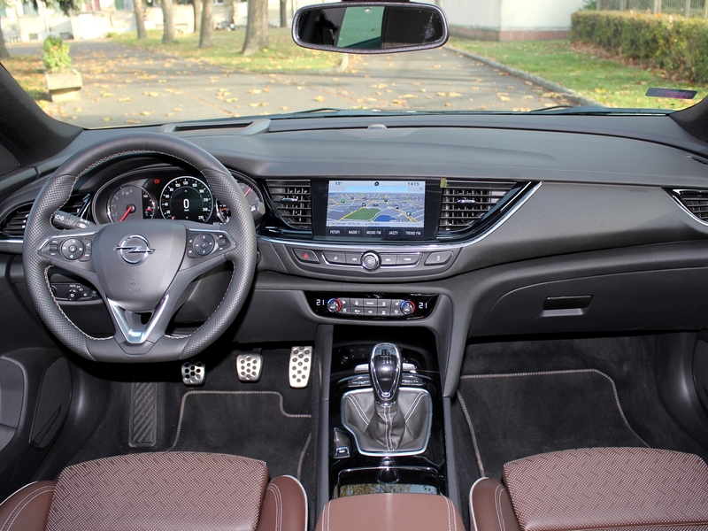 Opel Insignia belső