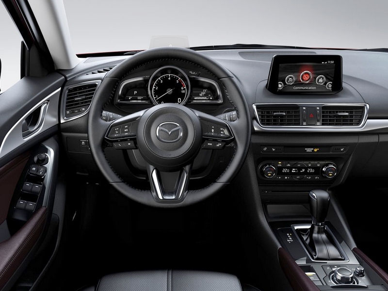 Mazda 3 belső