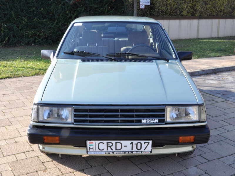 Nissan sunny b11 coupe