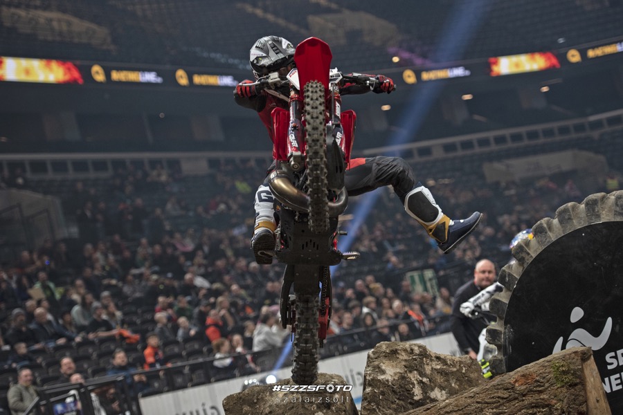 Billy Roe Gp Billy Bolt egyszerűen megállíthatatlan volt - Superenduro GP ...
